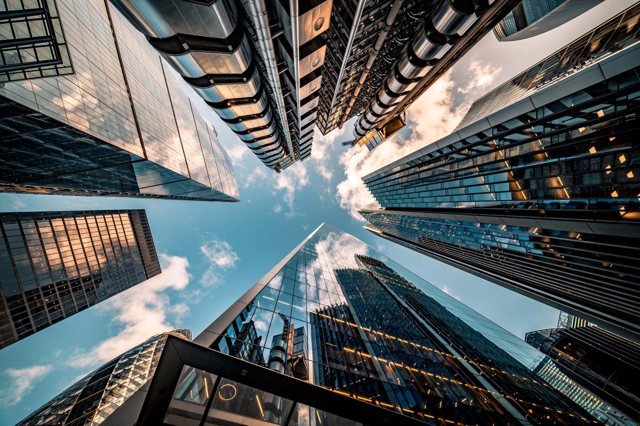 <p>Maximize returns with bottom-up and data-driven market intelligence</p>