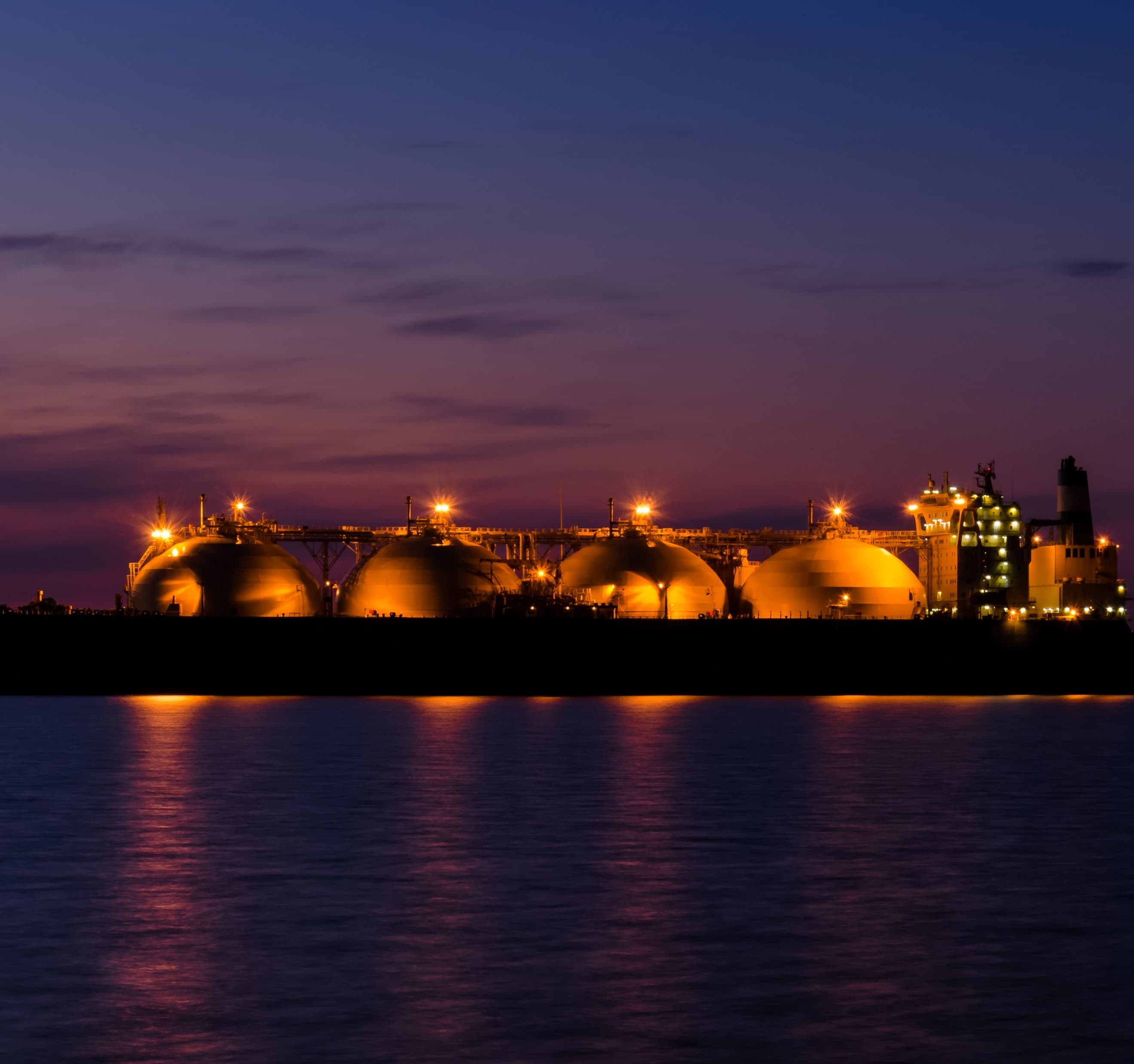LNG supply still down 9% as Hormuz risk lingers